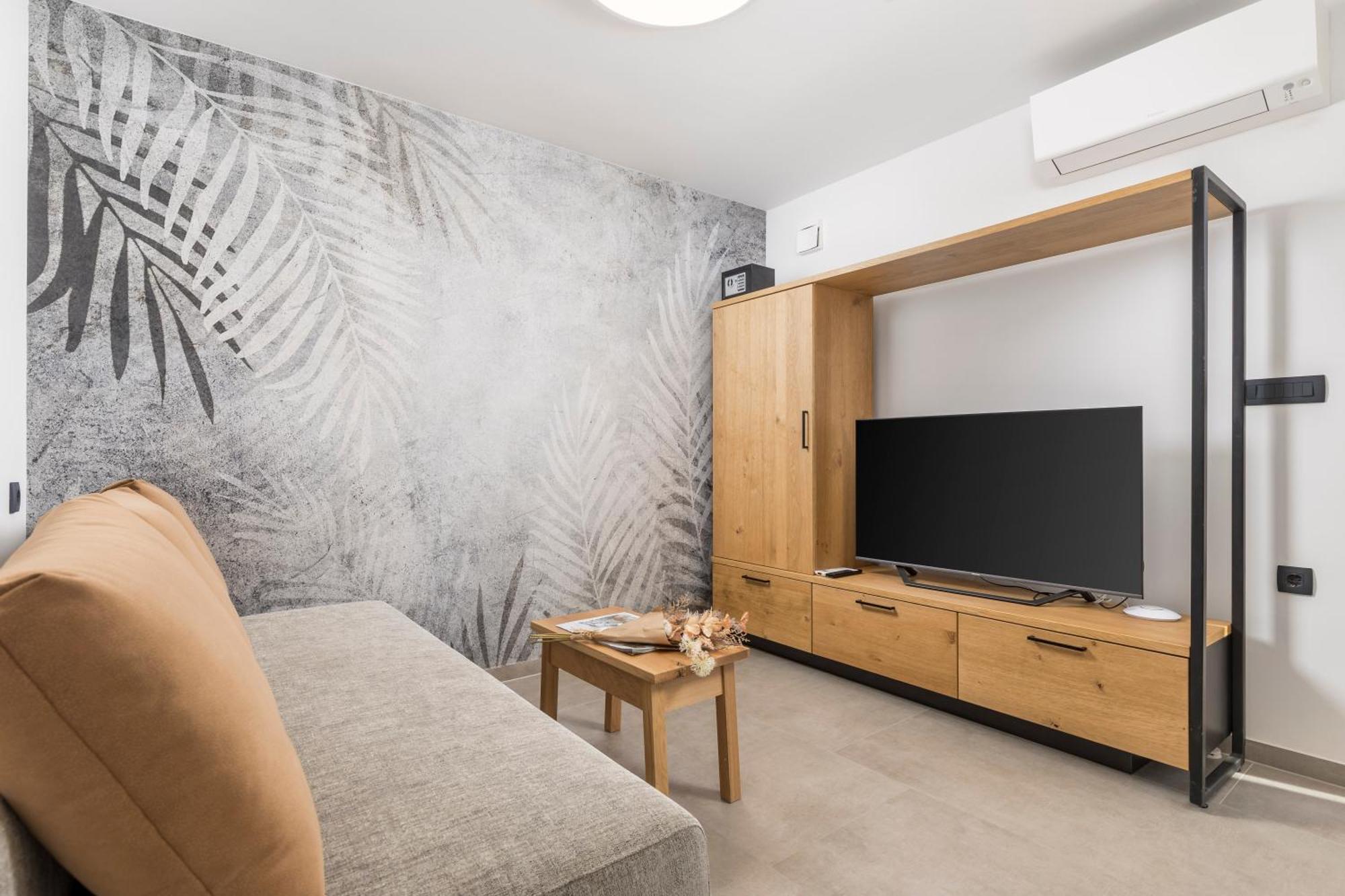 And Old Center Apartma